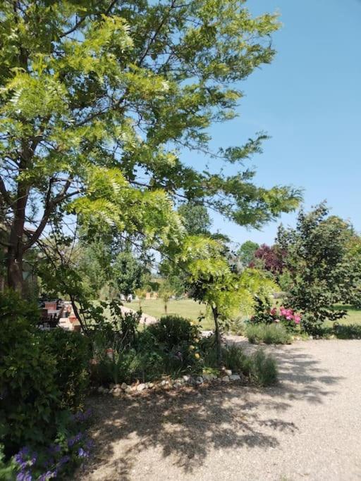 Domaine Des Cerisiers Berville-sur-Mer Exterior foto